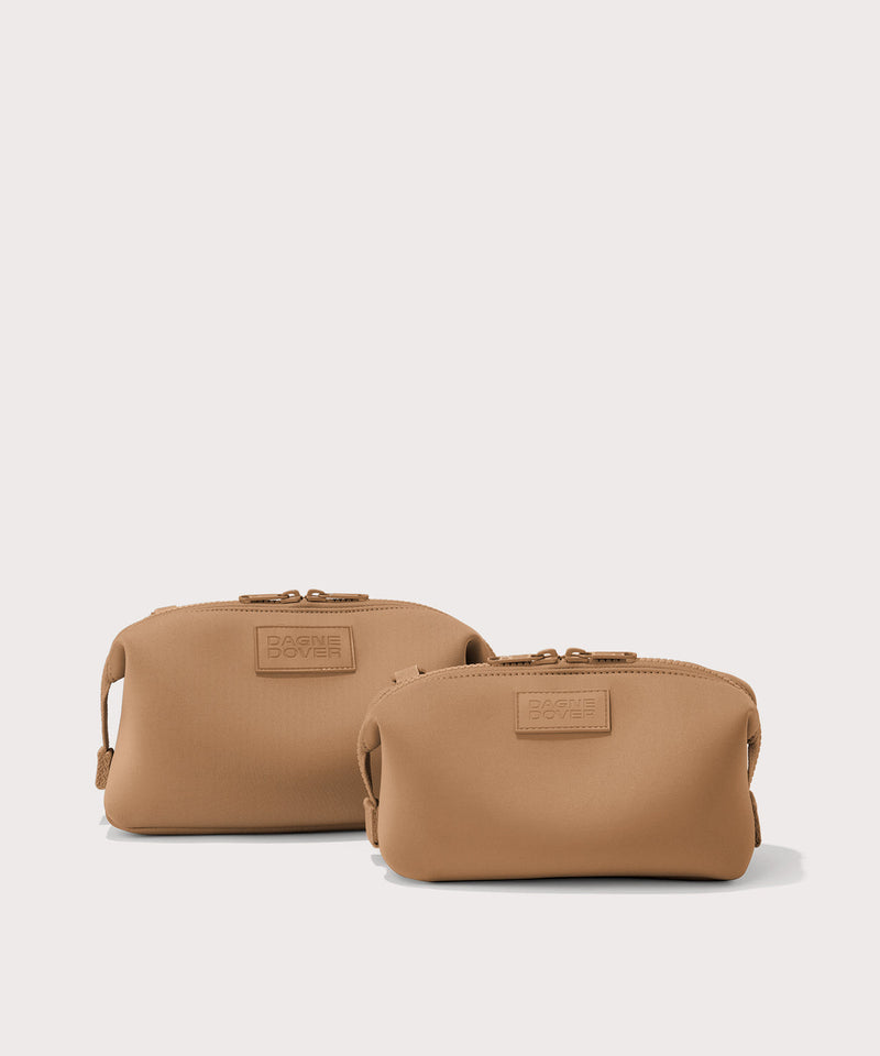 Hunter Toiletry Bag in Camel, Small